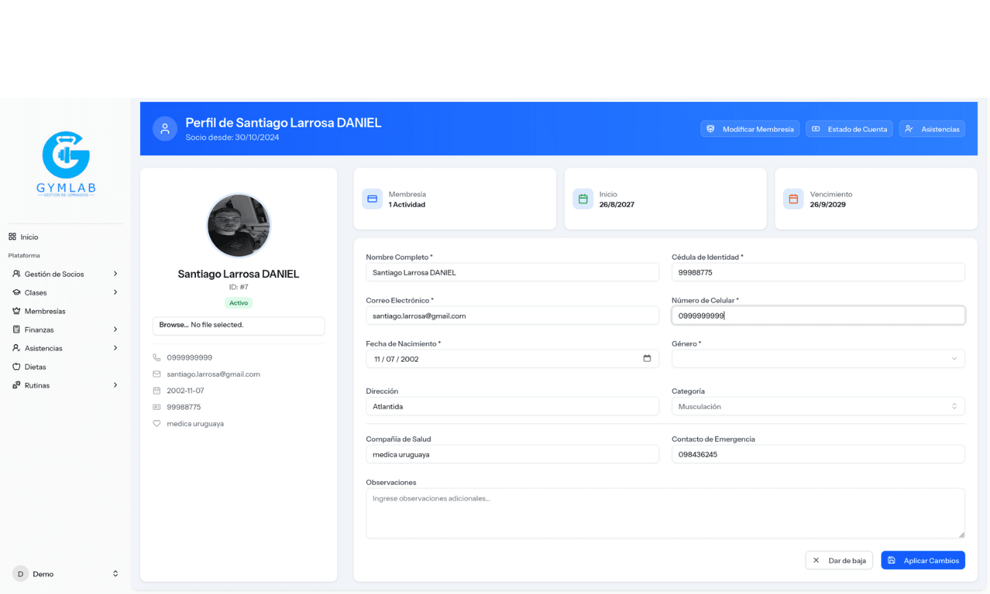 Perfil de socio con membresías y asistencias
